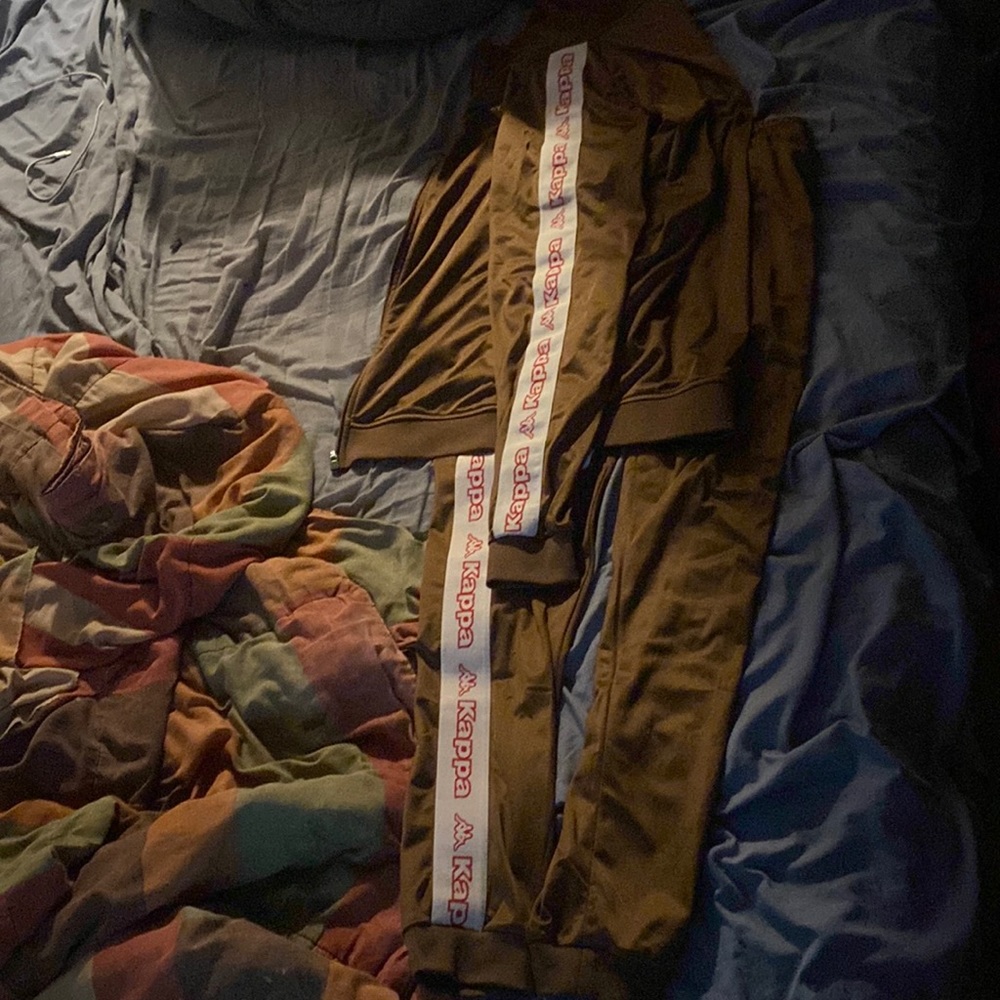 Don’t want it anymore only worn once or twice still brand new condition